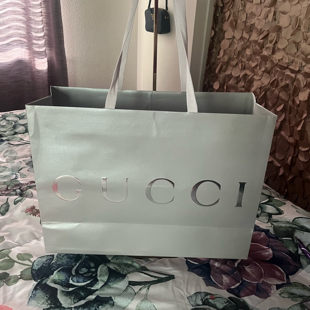Gucci Equilibrium Large Sage Green Paper Shopping Bag 19x14 Silver Logo